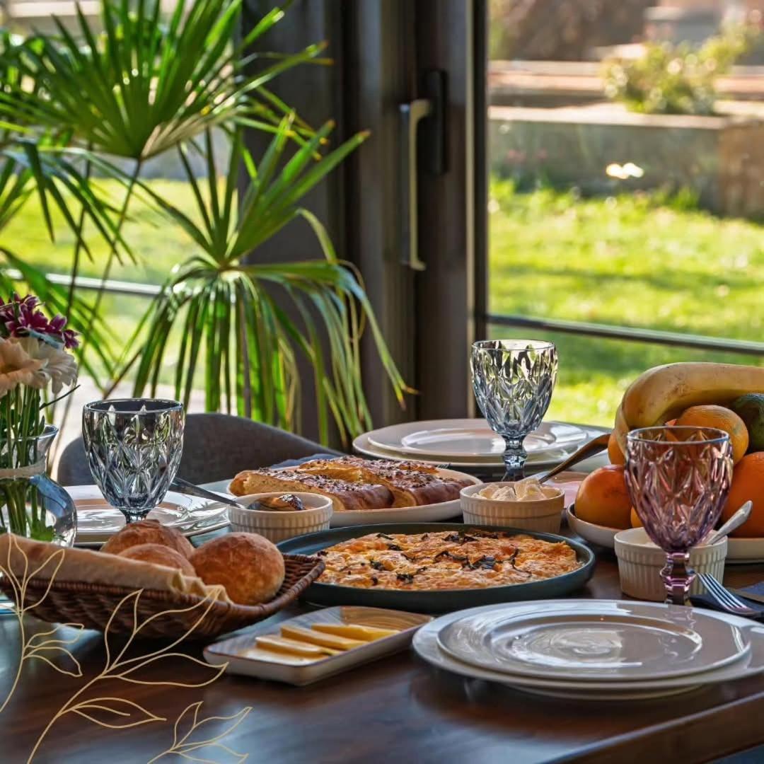 Tsaghkunk Chef House Hotel & Restaurant Севан Экстерьер фото